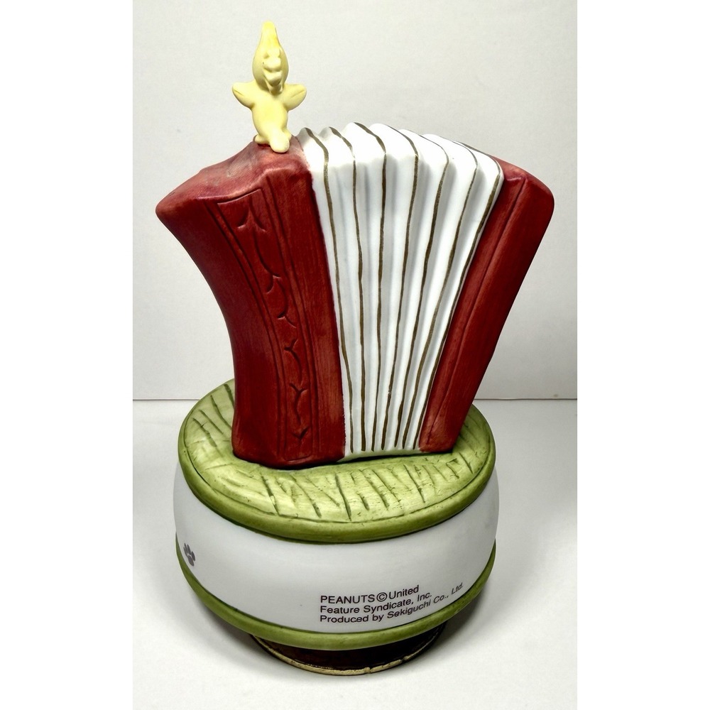 Vintage Sekiguchi PEANUTS Snoopy Japan Music Box Musical Figure Accordion RARE - Picture 6 of 17
